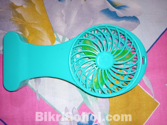 Rechargeable fan